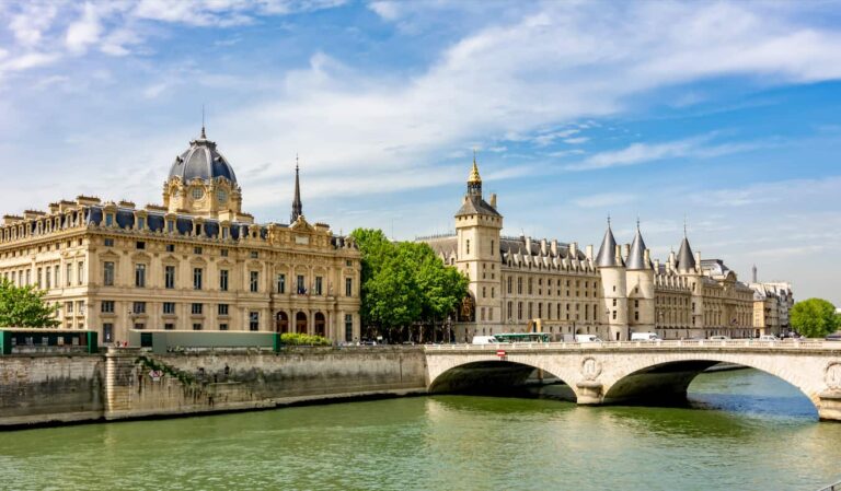 Los 8 mejores hoteles de París (actualizado en 2024)
