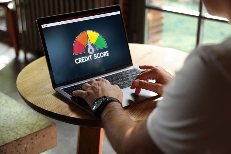 Puntuación de crédito de 700: ¿es buena o mala?