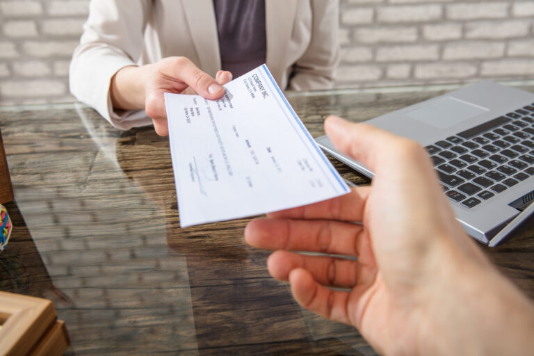 ¿Qué es un cheque de caja?