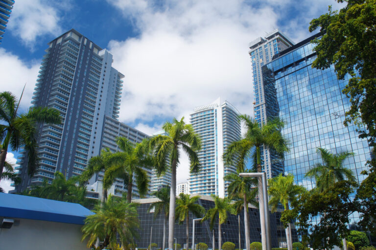 Los mejores bancos de Florida en 2024