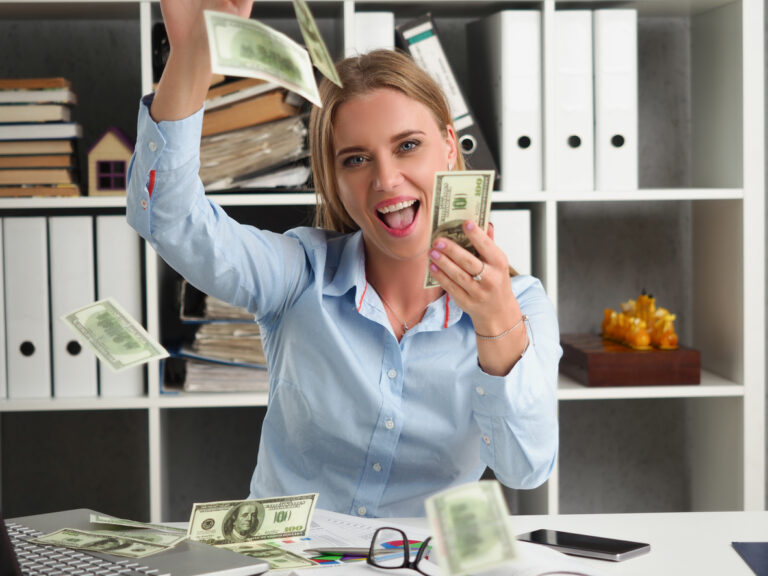 Revisión de la aplicación MoneyLion Cash Advance 2024