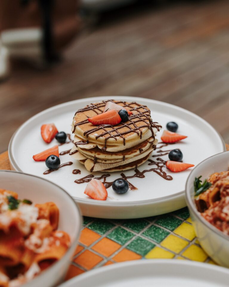 Comienza bien tus domingos desayunando en Nomad Day Bar