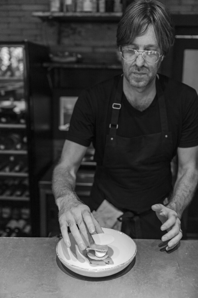 Entrevista con el chef Will Goldfarb: un adelanto de su menú degustación en Anantara The Palm Dubai Resort