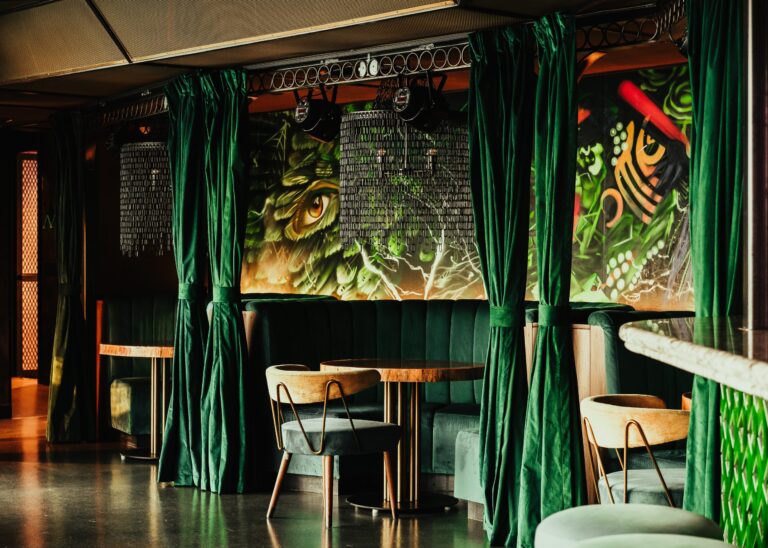 W Dubai – The Palm: experiencias gastronómicas que debes probar