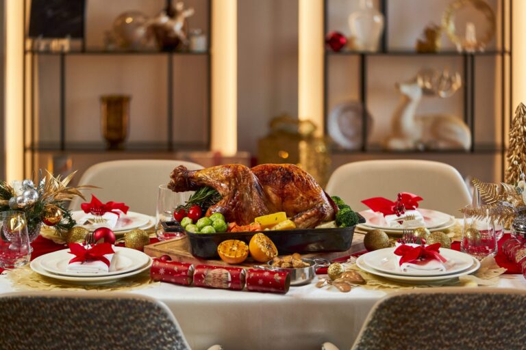 Celebre la temporada festiva con JW Marriott Hotel Marina