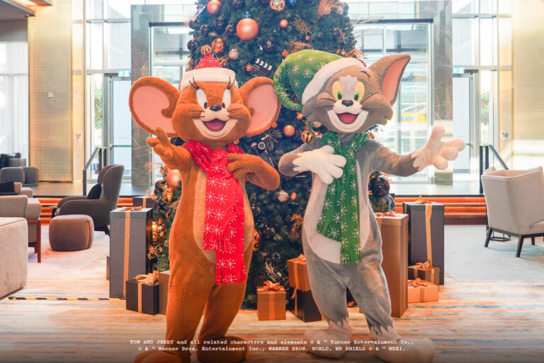 Jingle hasta llegar al WB™ Abu Dhabi, Curio Collection by Hilton