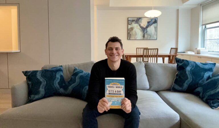 ¡Mi nuevo libro sobre viajes presupuestarios ya está disponible!
