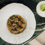 Plato icónico: risotto de hongos, ortiga y caracol de Moreles