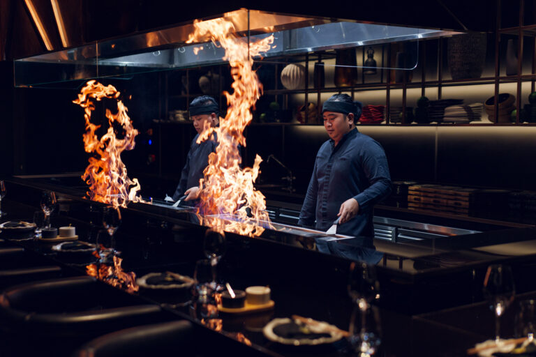 Dentro de la experiencia de Teppanyaki oculta de Okku